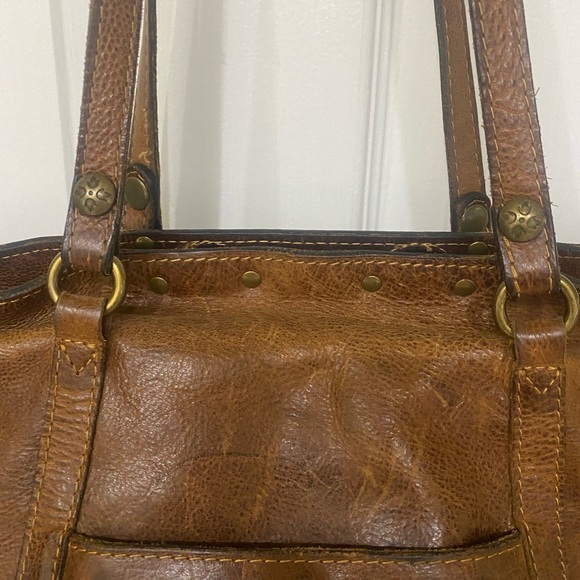 Patricia Nash Benvenuto Leather Tote - Picture 4 of 13